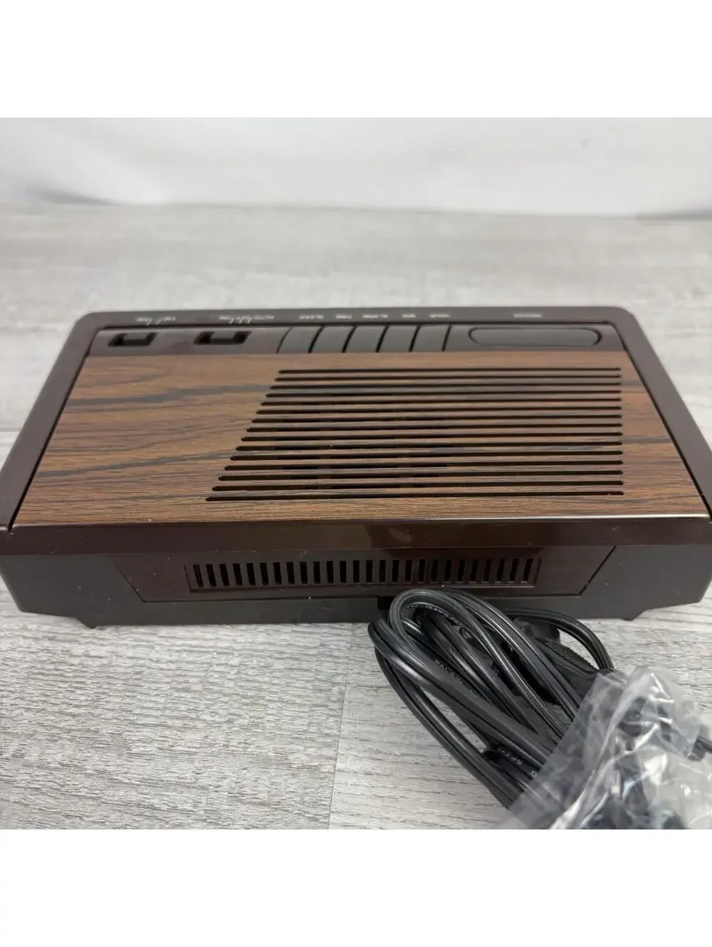 Cosmo FM/AM LED Digital Clock Radio CR2032